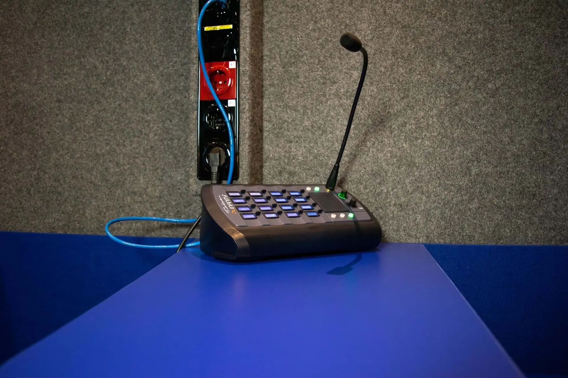 telos infinity intercom