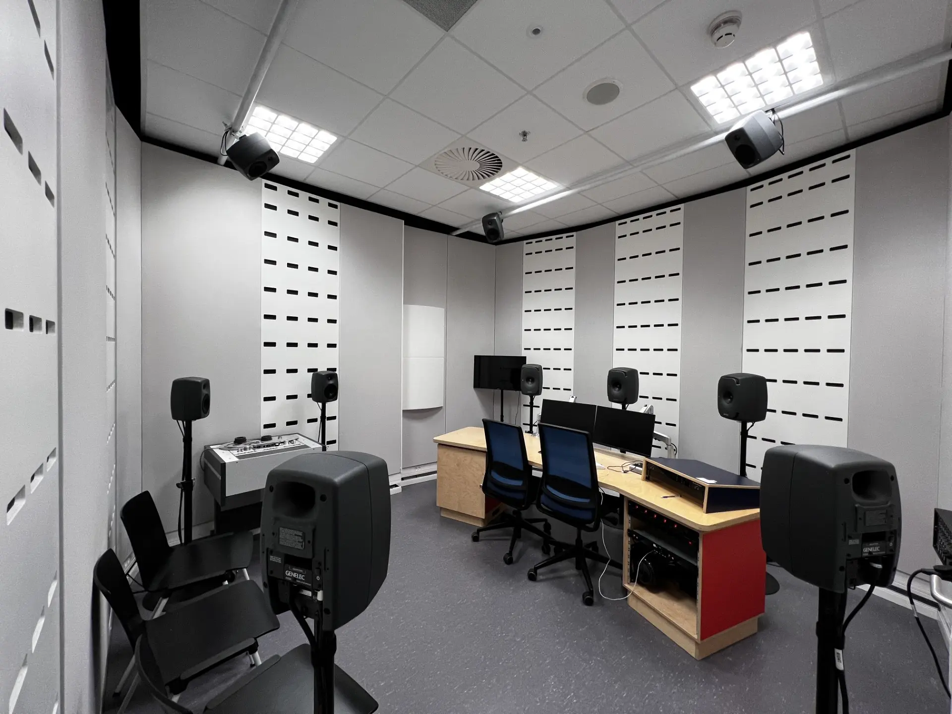 Koninklijk Conservatorium Den Haag AV suite