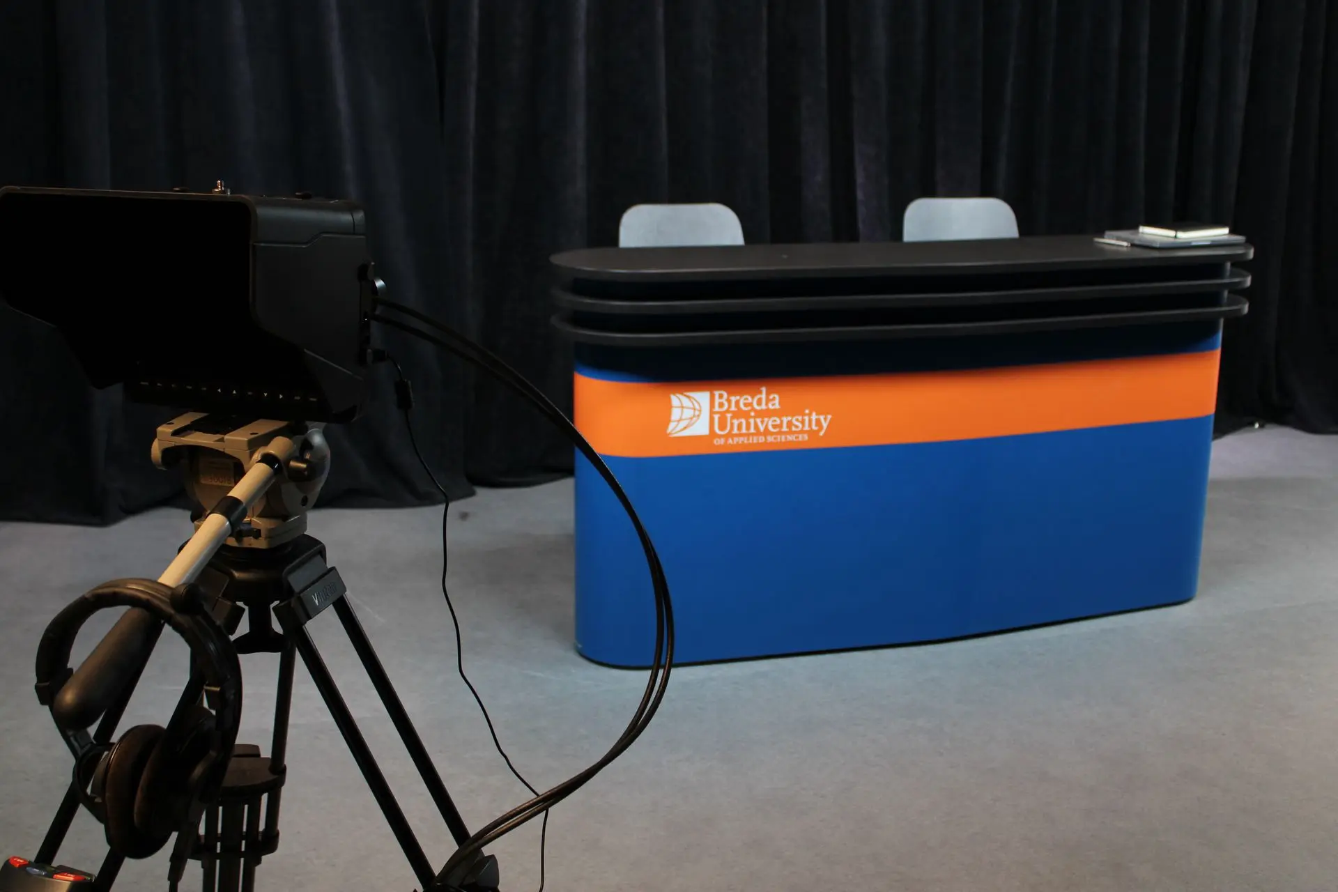 Breda University of Applied Sciences Presentatie desk